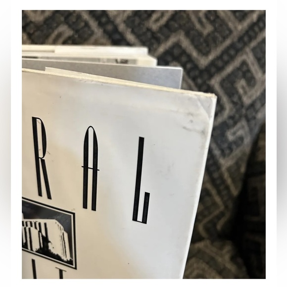 **Great Gift** General Hospital-The Complete Scrapbook-Gary Warner-1995-Used-Vtg - Picture 8 of 16